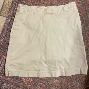 GUC Vineyard Vines Khaki Stretch Skort, Sz 8